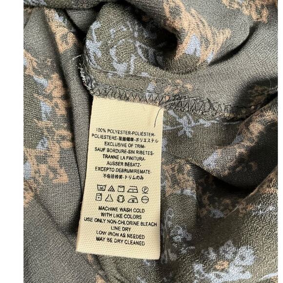 Free People Cowling Around Printed Top Drap Neck Peasant Style Size Small Gray - Picture 9 of 12